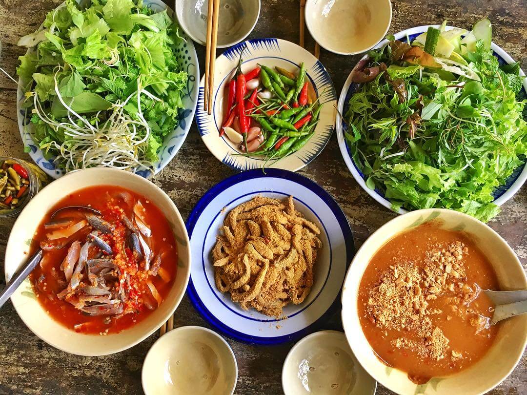 Ảnh đại diện bài Ăn gì ở Phan Thiết? Top 10 món ăn không nên bỏ lỡ