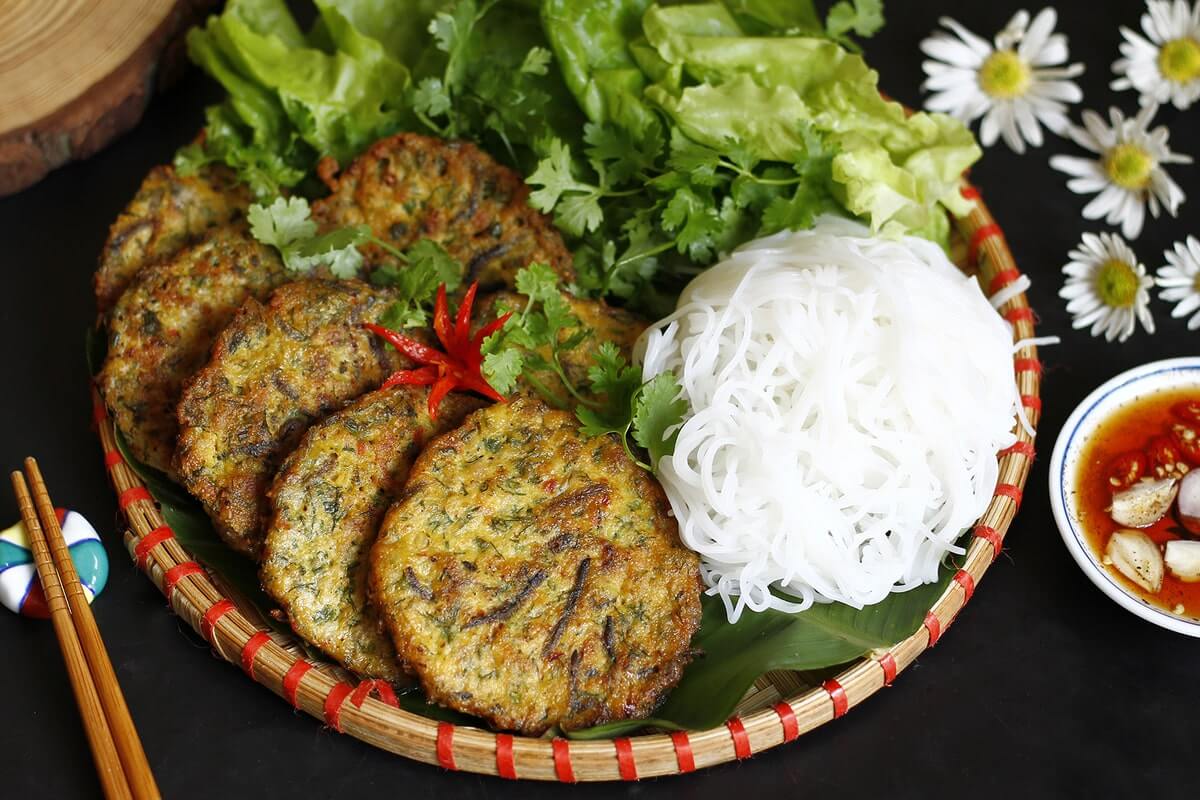 Ảnh đại diện bài Top 10 đặc sản Quảng Ninh gây thương gây nhớ cho du khách
