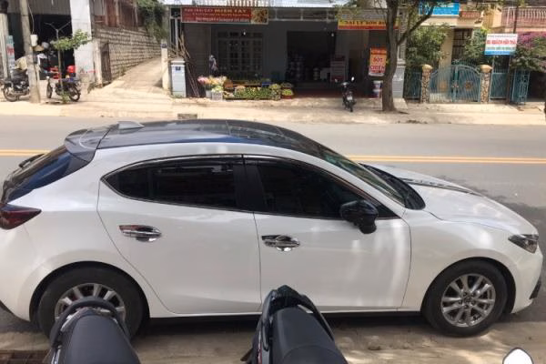 Mazda 3 Hatchback 2016-2