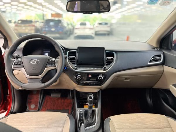 Hyundai Accent 2022-3