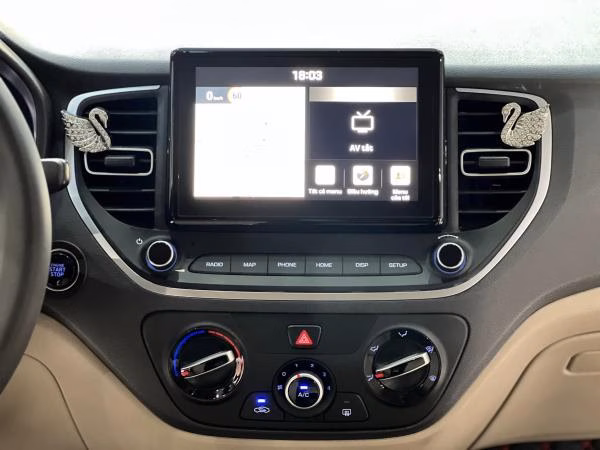 Hyundai Accent 2021-4