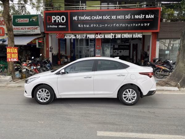 Hyundai Accent 2021-3