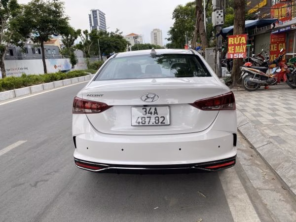 Hyundai Accent 2021-1