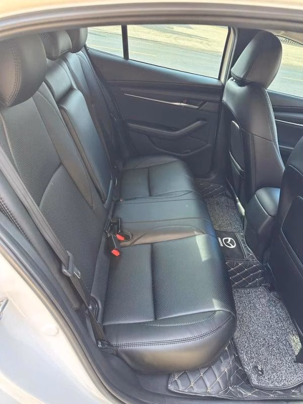 Mazda 3 2023-2