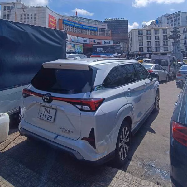 Toyota Veloz Cross 2022-1