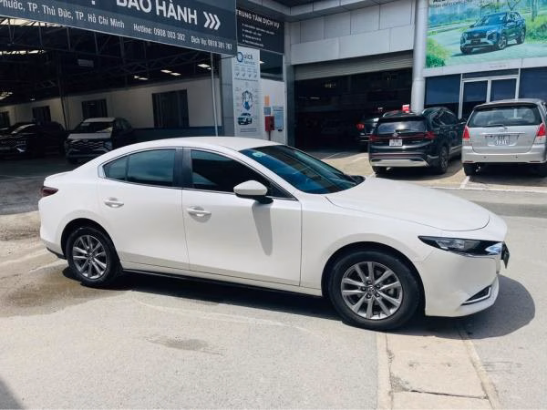 Mazda 3 2022-0