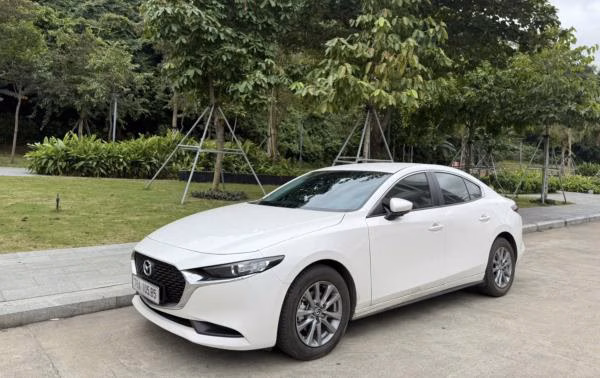 Mazda 3 2024-1