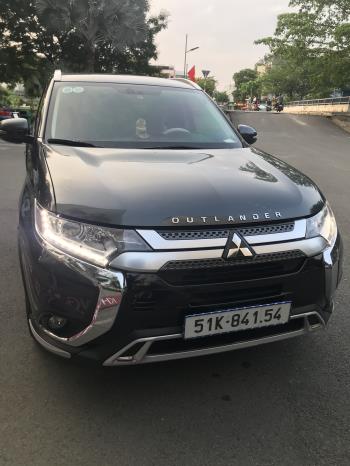Mitsubishi Outlander 2021-1