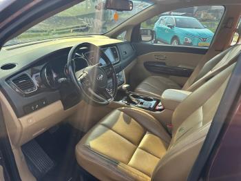 Kia Sedona 2021-5