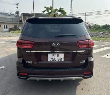 Kia Sedona 2021-1