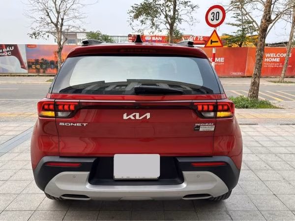 Kia Sonet 2023-1
