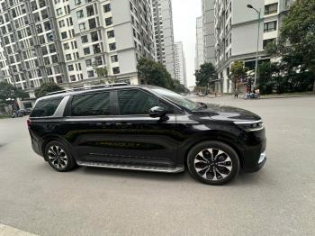 Kia Carnival Luxury 2023-3