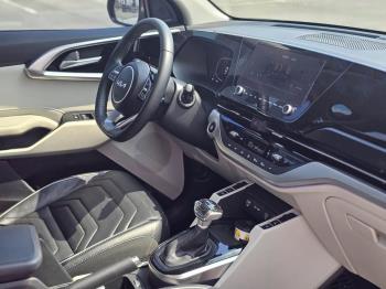 Kia Carens 2023-2