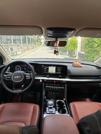 Kia Carnival Premium 2024-2