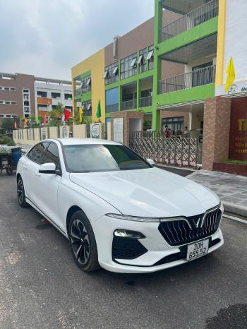 Vinfast Lux A 2.0 2022-2