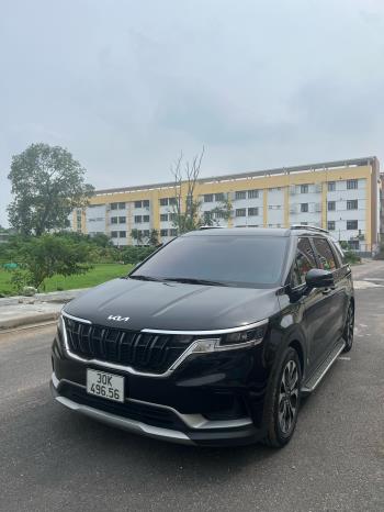 Kia Carnival Luxury 2023-6