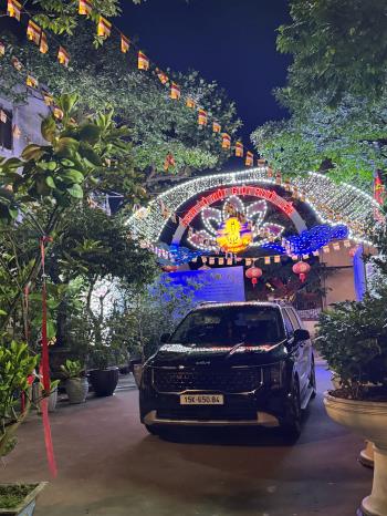 Kia Carnival Luxury 2025-2