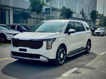 Kia Carnival Luxury 2024-2