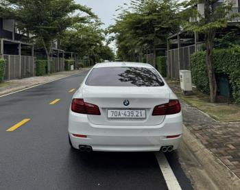BMW 520i 2015-1