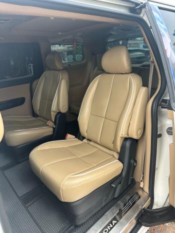Kia Sedona 2018-4