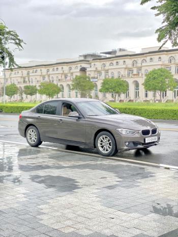 BMW 320i 2015-0