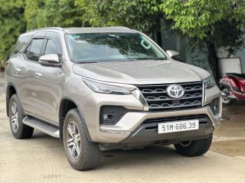 Toyota Fortuner 2022-6