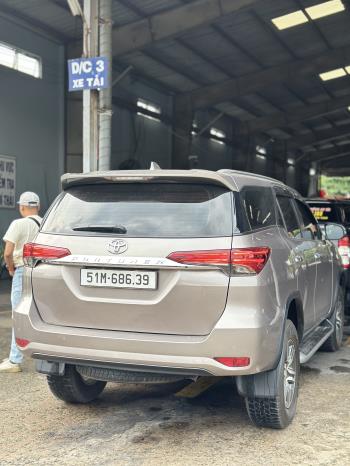 Toyota Fortuner 2022-4