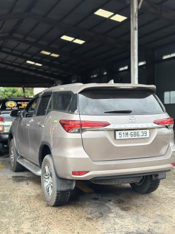 Toyota Fortuner 2022-3