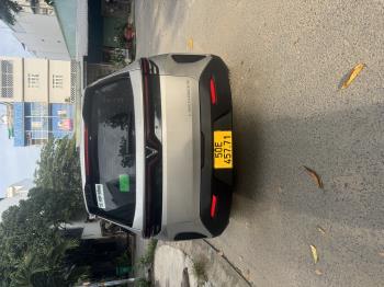 Vinfast Limo Green 2025-2