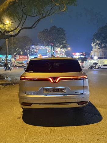VinFast VF9 Plus 2023-5