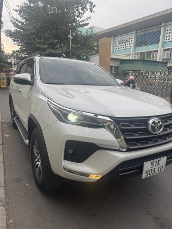 Toyota Fortuner 2022-1