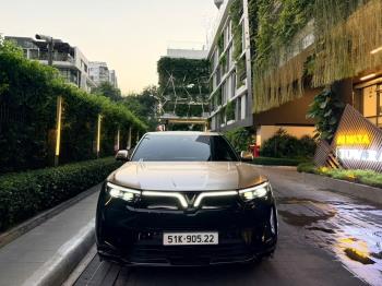 VinFast VF9 Eco 2025-0