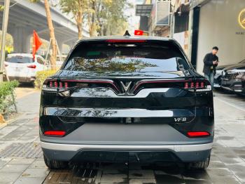 Vinfast VF8 Eco 2023-3