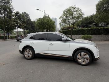 VF 8 Lux 2025-0