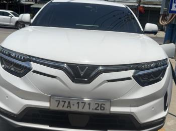Vinfast VF8 Eco 2024-5