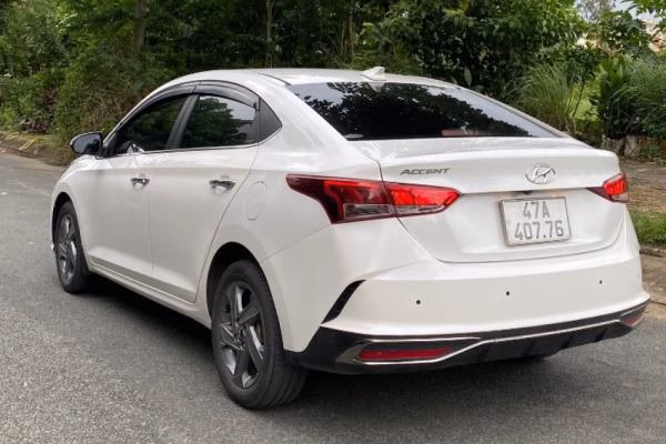 Hyundai Accent 2021-1