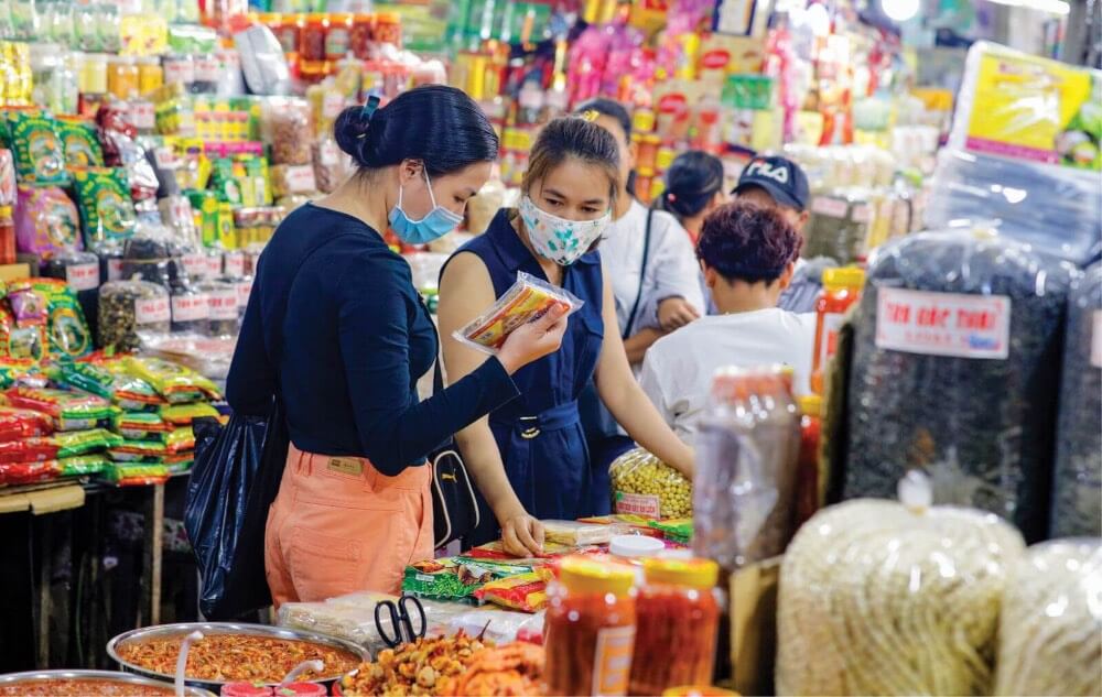 Trải nghiệm mua quà đặc sản Huế tại chợ Đông Ba