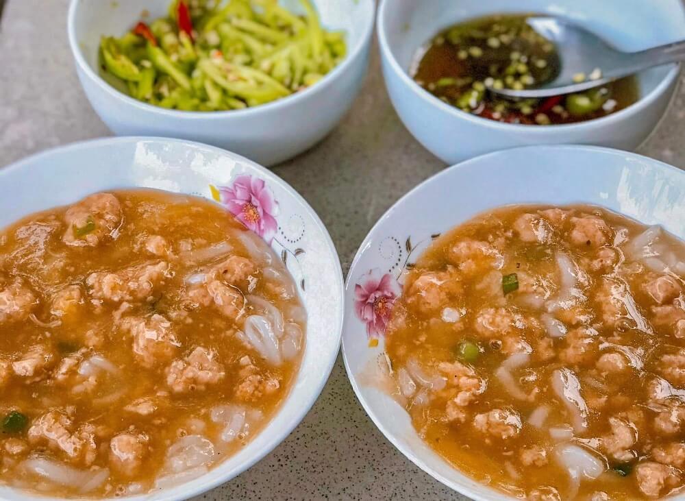 Bánh canh Nam Phổ siêu rẻ siêu ngon