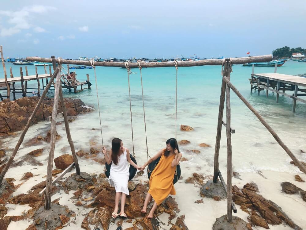 Ghé thăm Hòn Mấu khám phá đời sống bình dị của người dân