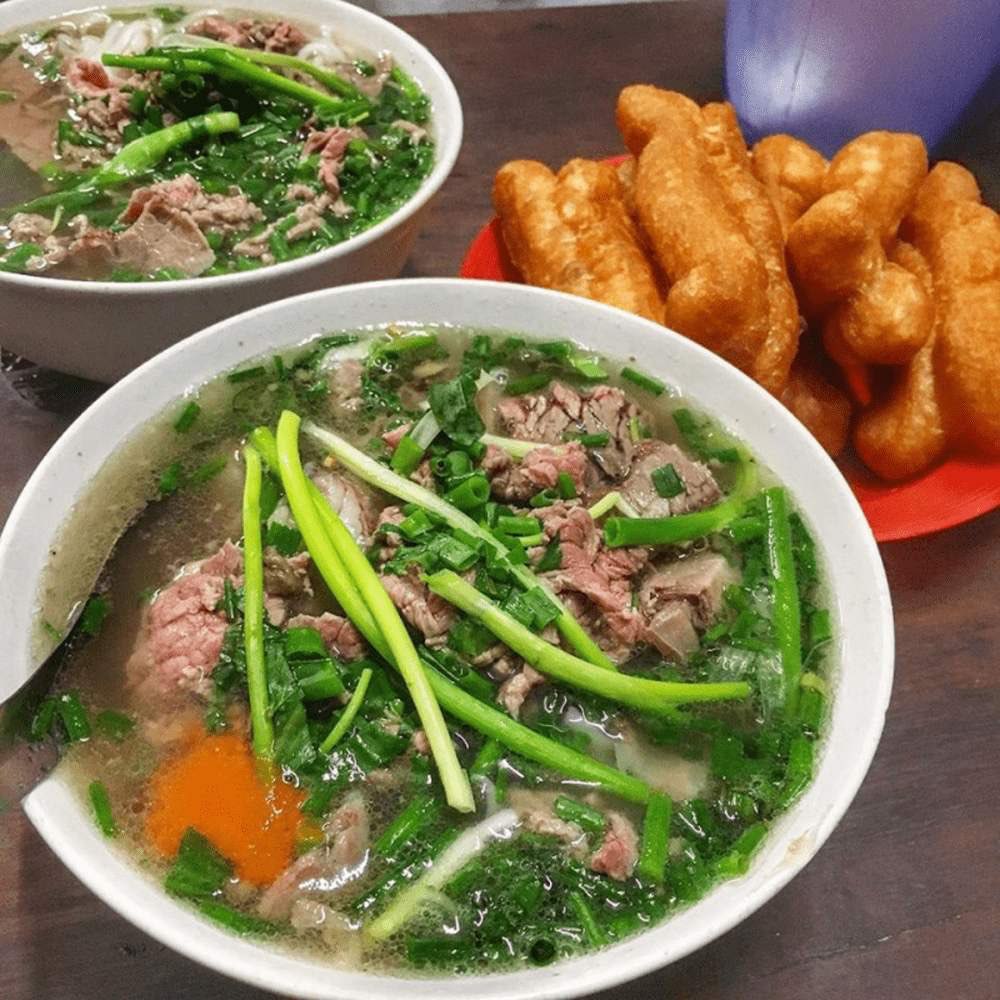 Ăn phở tại Hà Nội là trải nghiệm phải thử