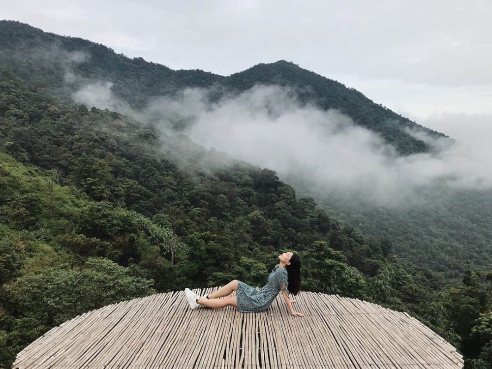 Cầu mây với view chụp ảnh như tiên cảnh