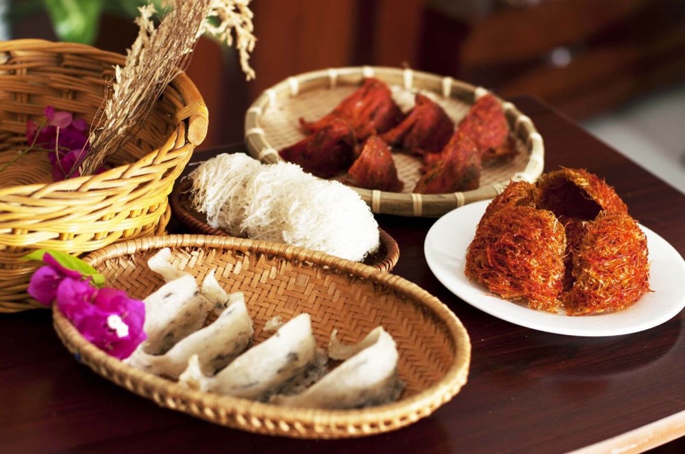 Yến sào là món quà đặc sản rất có giá trịYến sào là món quà đặc sản rất có giá trị