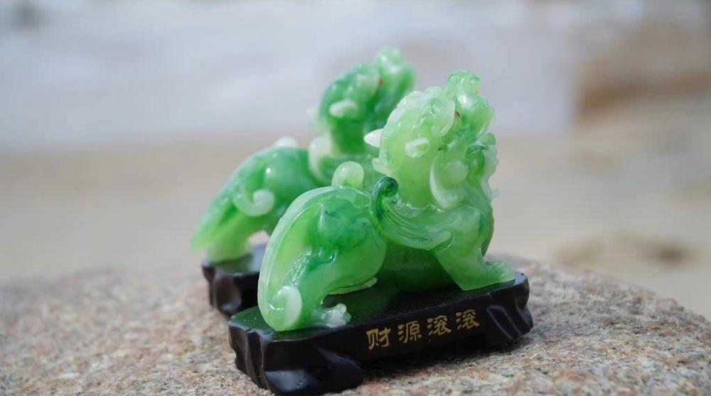 Sử dụng màu nội thất và phụ kiện phong thuỷ phù hợp