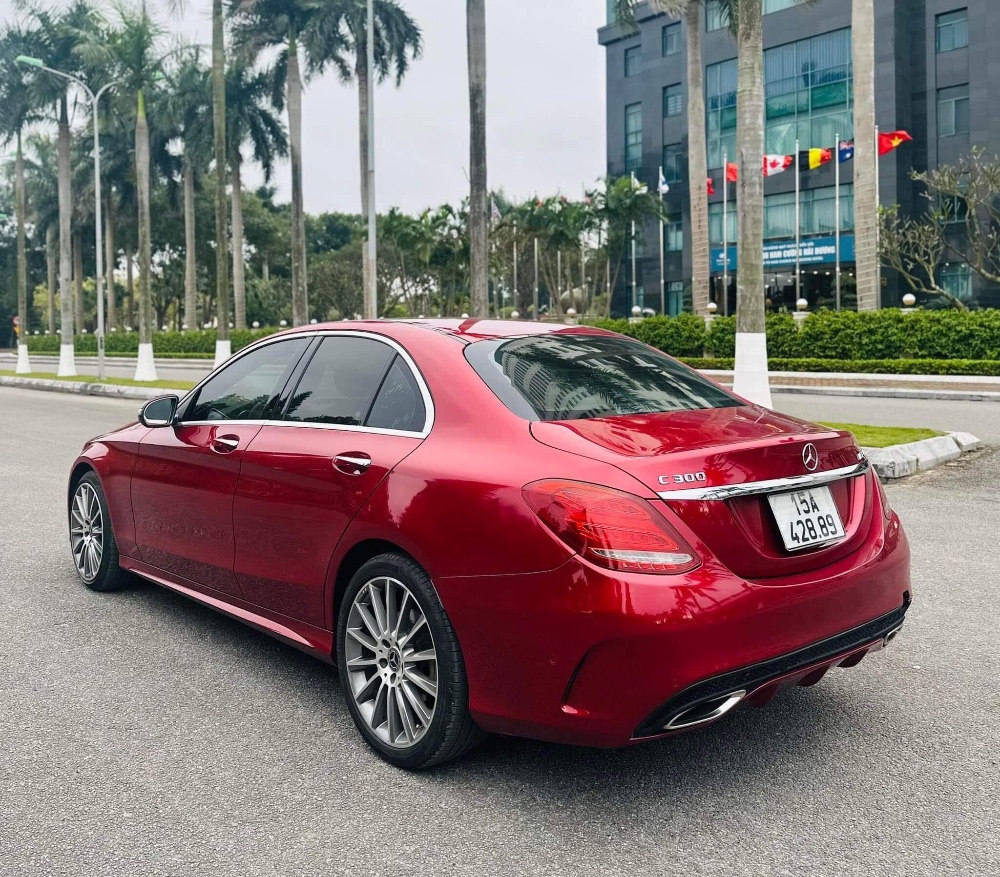 Bảng giá thuê xe tự lái Tiên Lãng được tổng hợp chi tiết