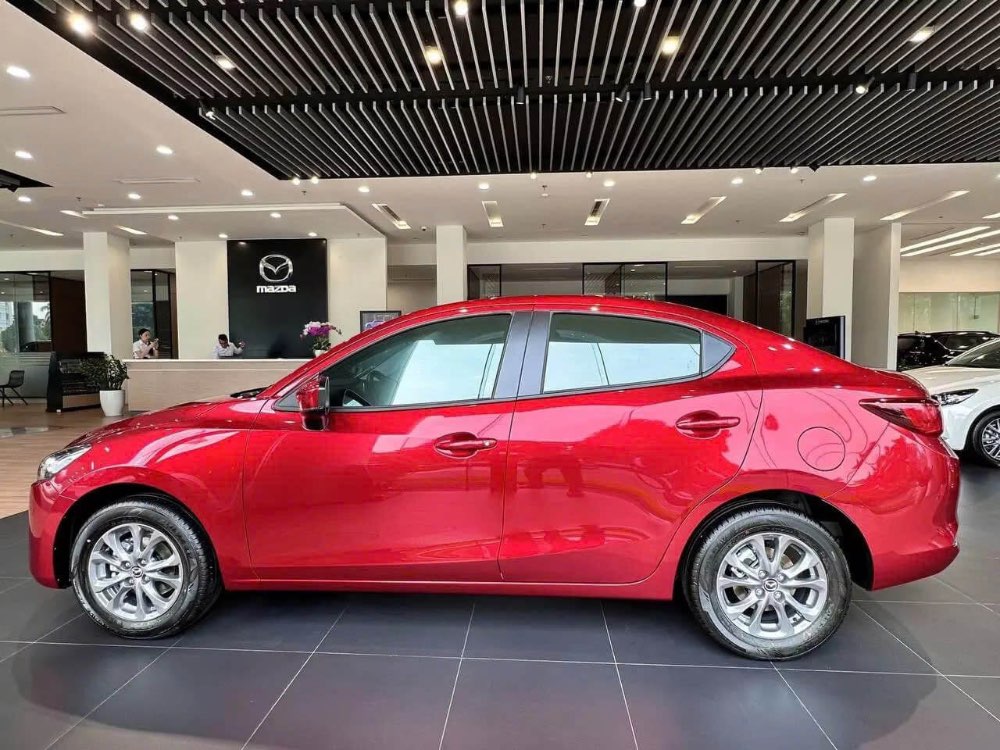 Mazda 2 có trang bị công nghệ và tiện nghi được đánh giá cao
