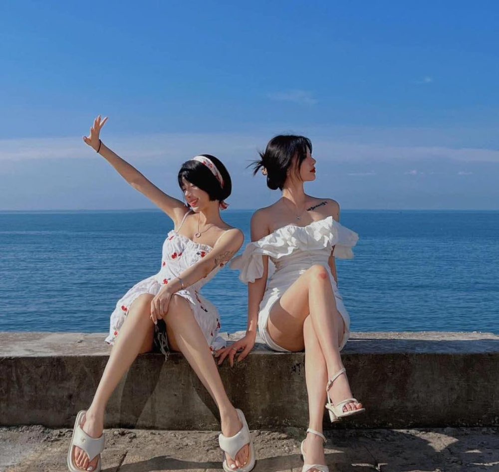 Gợi ý trang phục đi du lịch biển đẹp cho các nàng