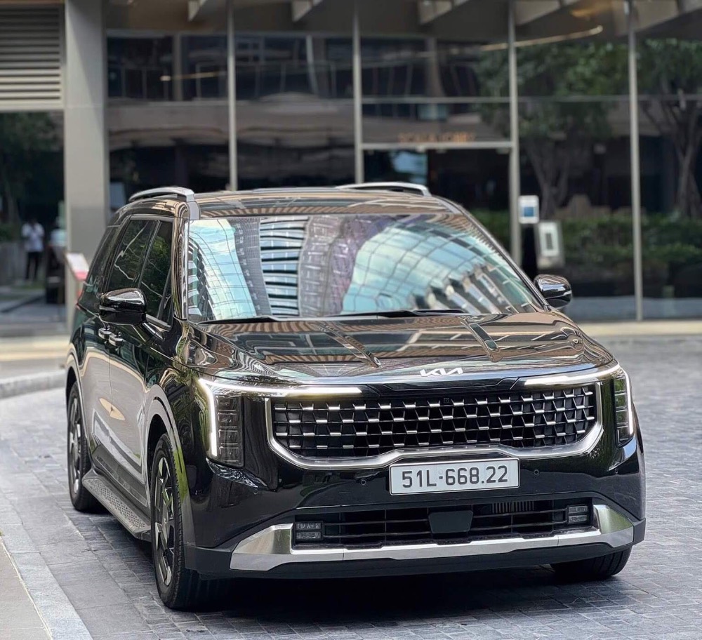 Màu xe hợp với tuổi Tân Mão