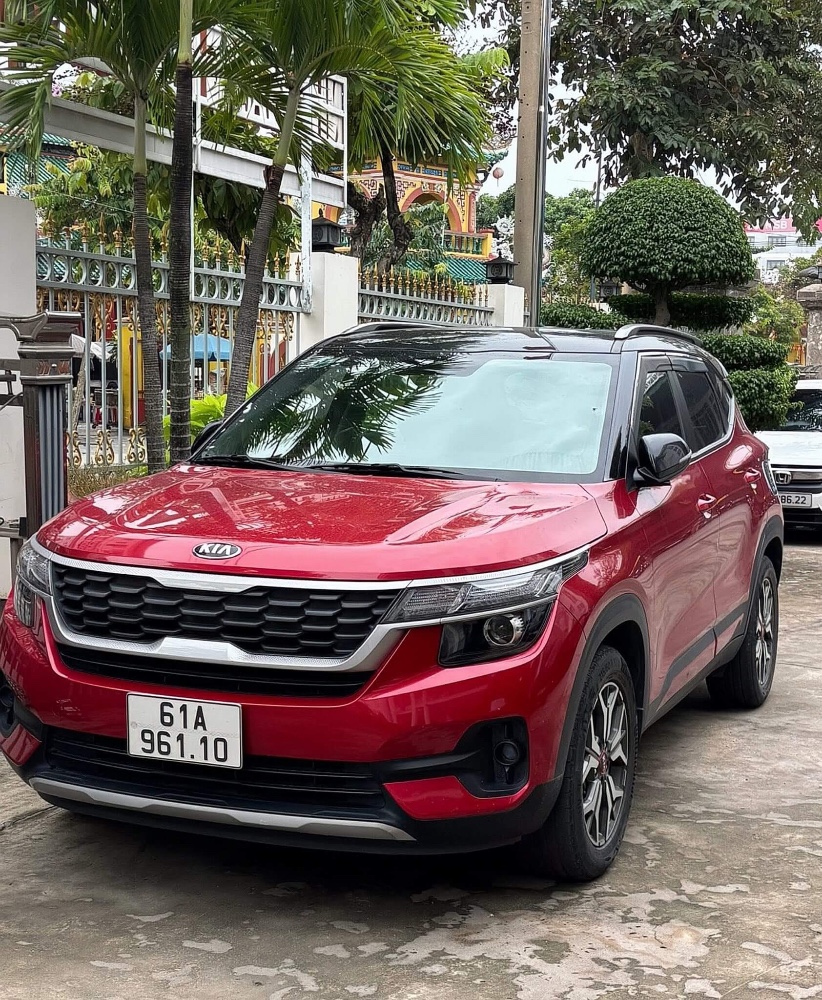 Gợi ý màu xe hợp với tuổi Bính Thìn