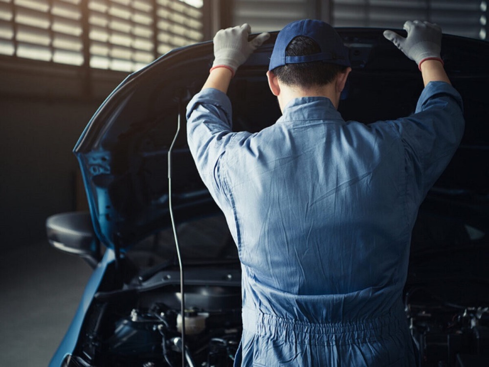 Những dấu hiệu để nhận biết xe bị rung khi nổ máy