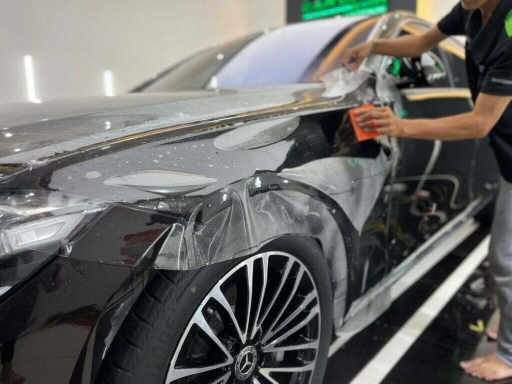 Dán phim PPF là cách để bảo vệ sơn xe hiệu quả